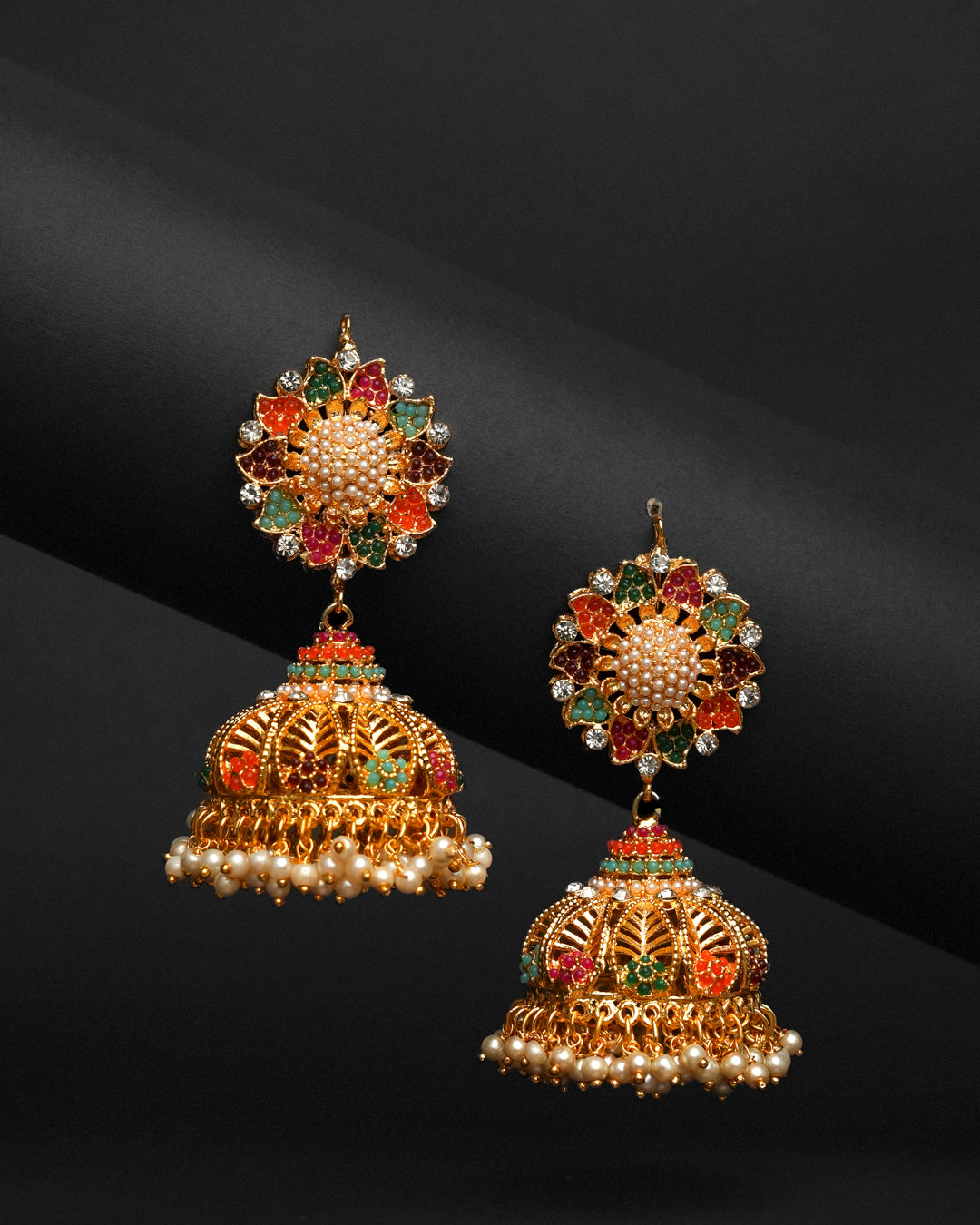 Zeenat Signature Jhumka Bindiya with Sahara