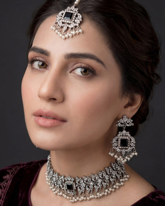 Trendy Necklace Set