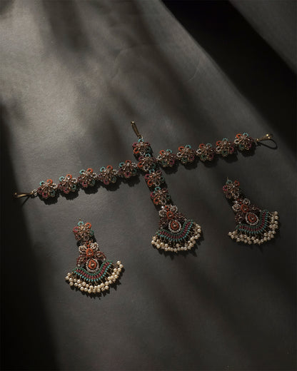 Sheesh Pati with Earrings