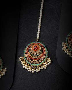 Glimmering Gems