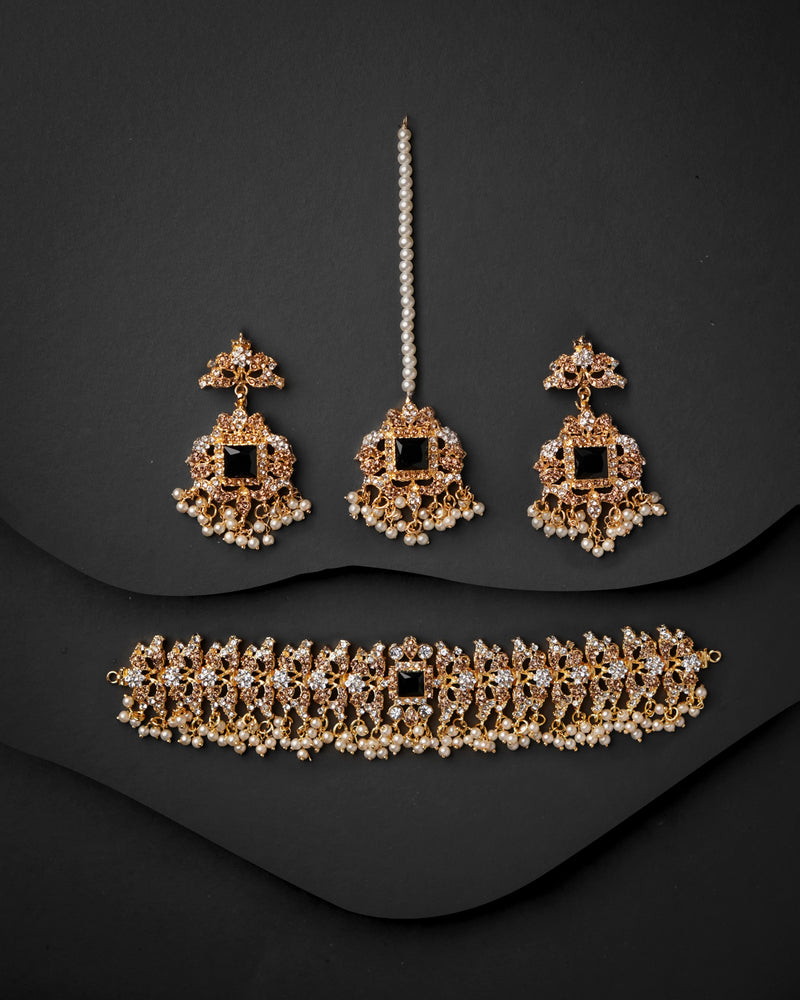 Trendy Necklace Set