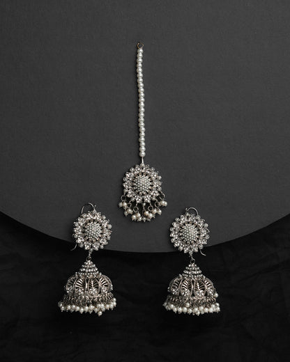 Zeenat Signature Jhumka with Bindiya