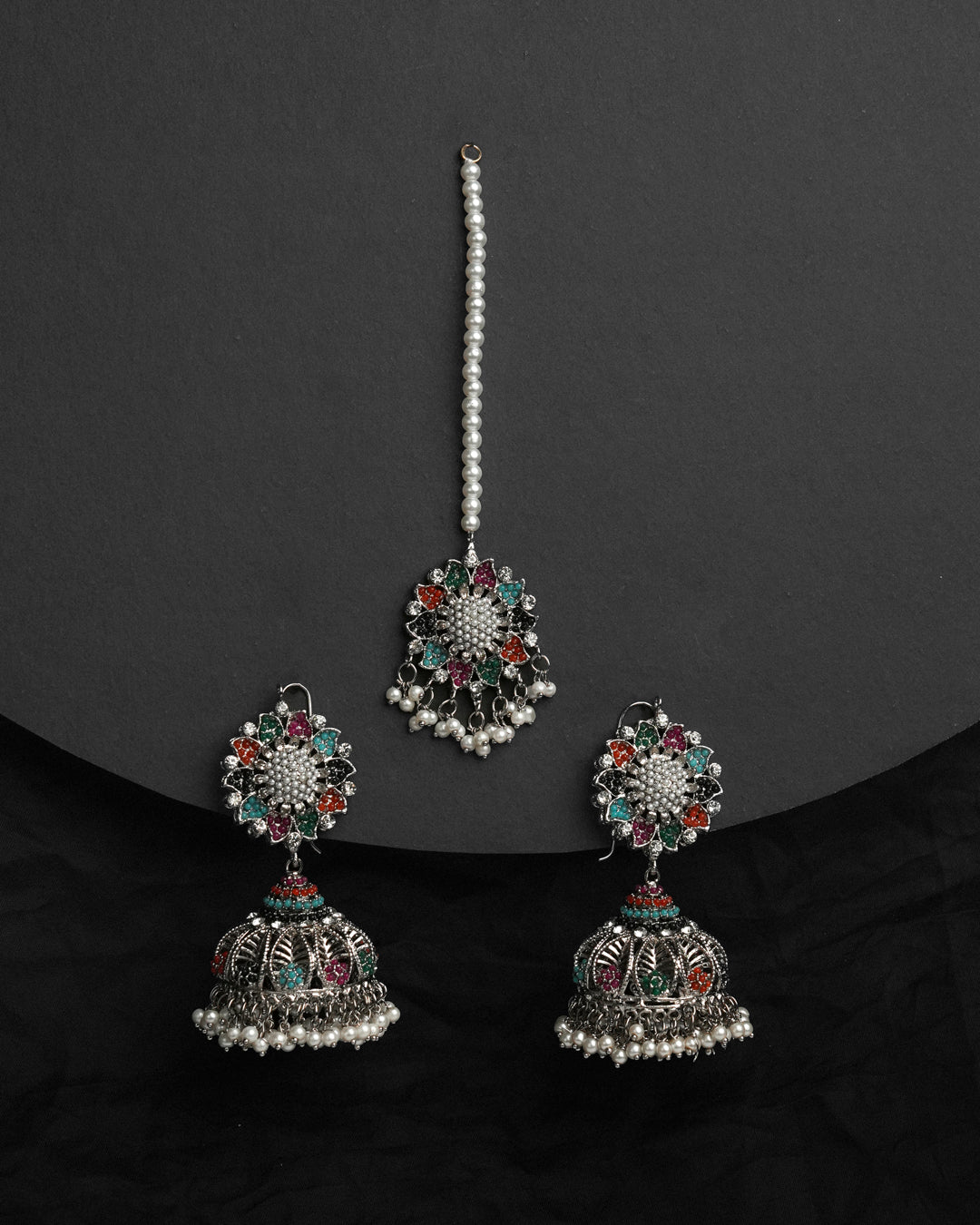 Zeenat Signature Jhumka with Bindiya