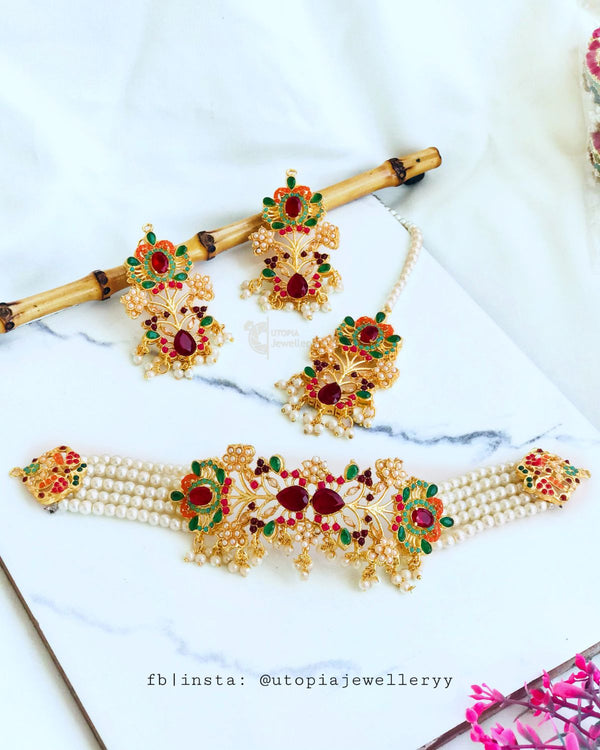 Necklace B03