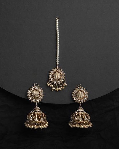 Zeenat Signature Jhumka with Bindiya