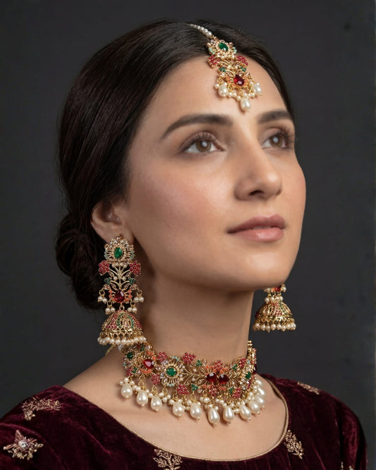 Trendy Collar Set