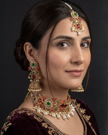 Trendy Collar Set