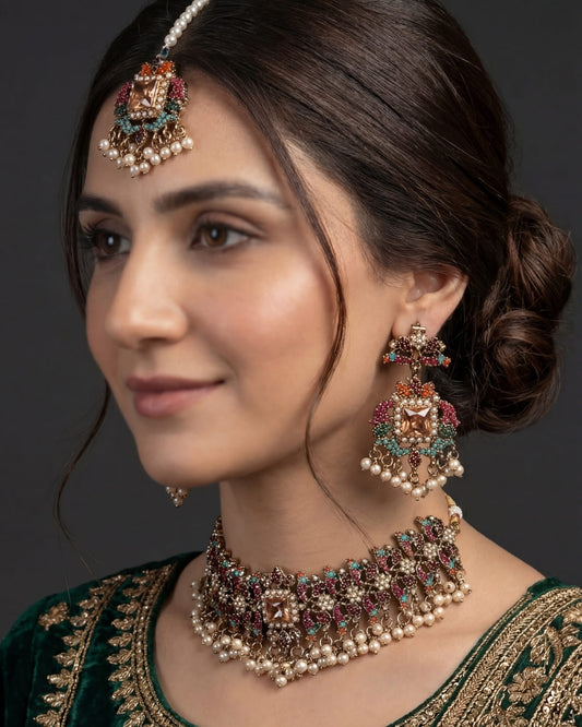 Trendy Necklace Set