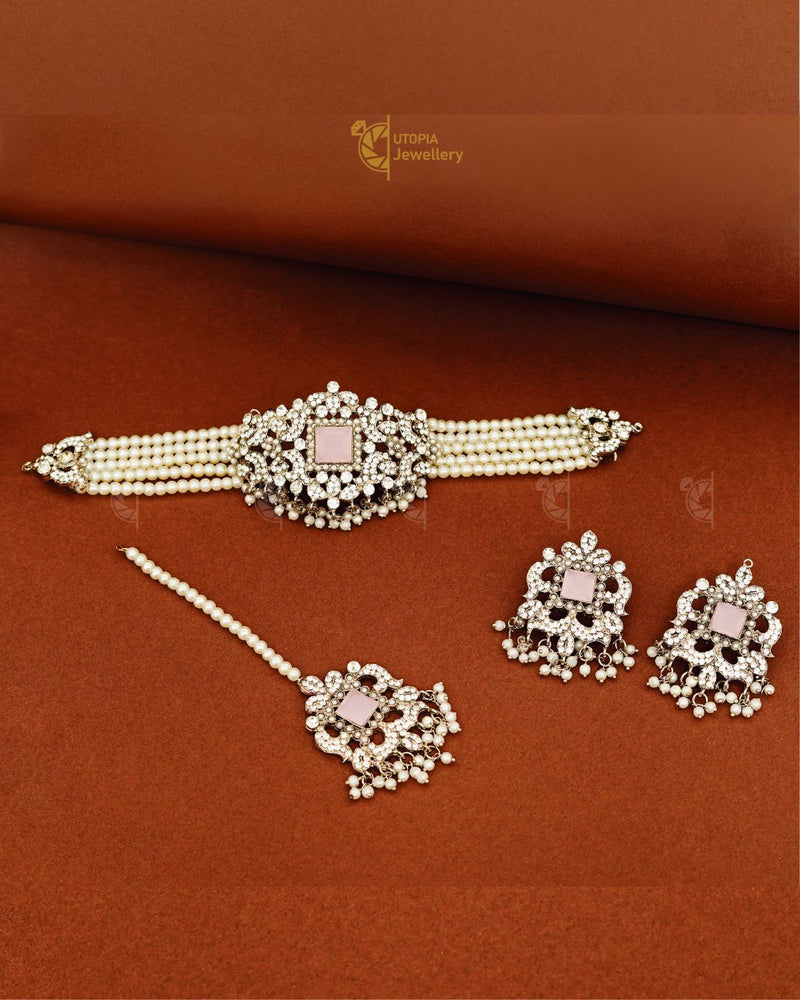 Soha Necklace