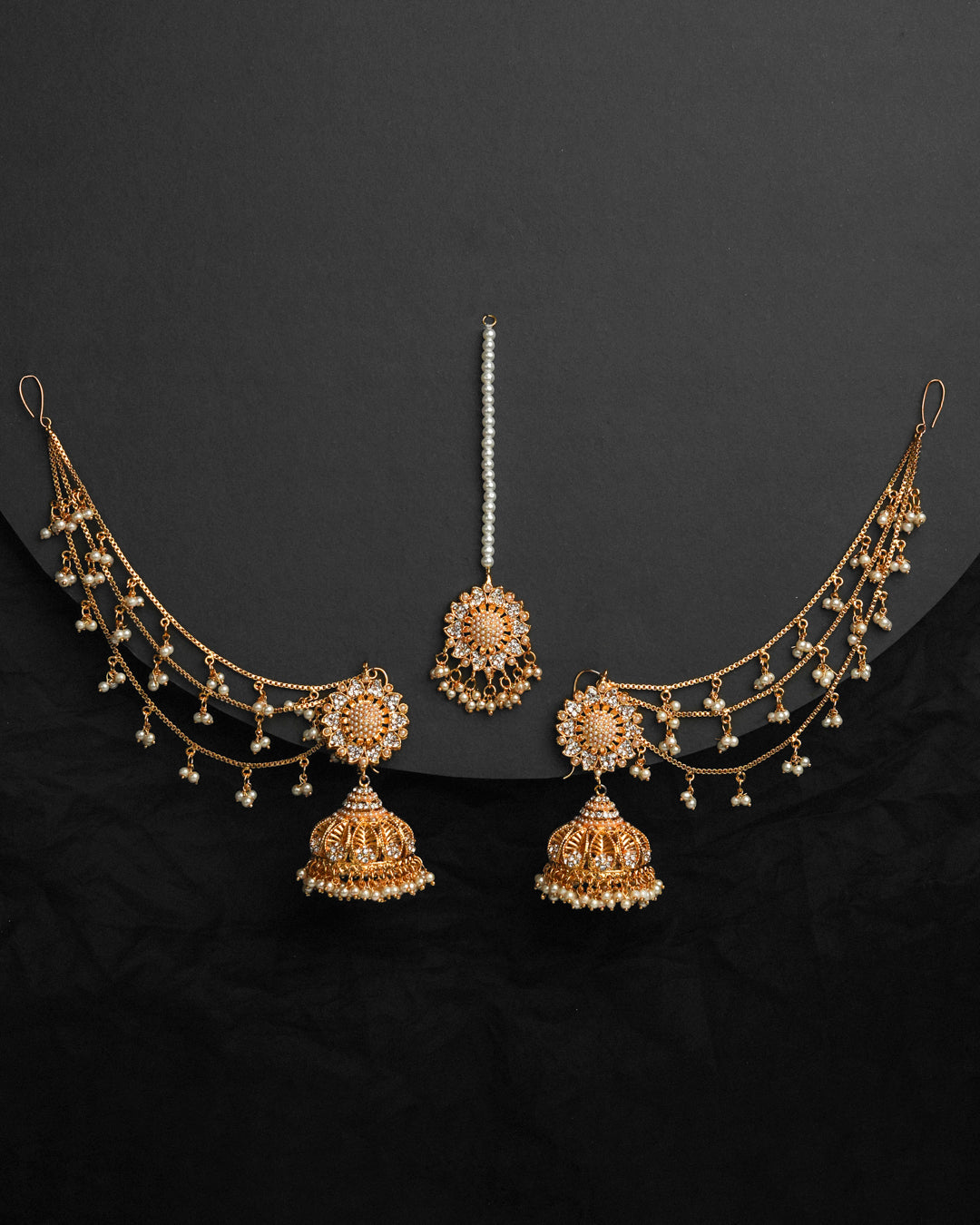 Zeenat Signature Jhumka Bindiya with Sahara
