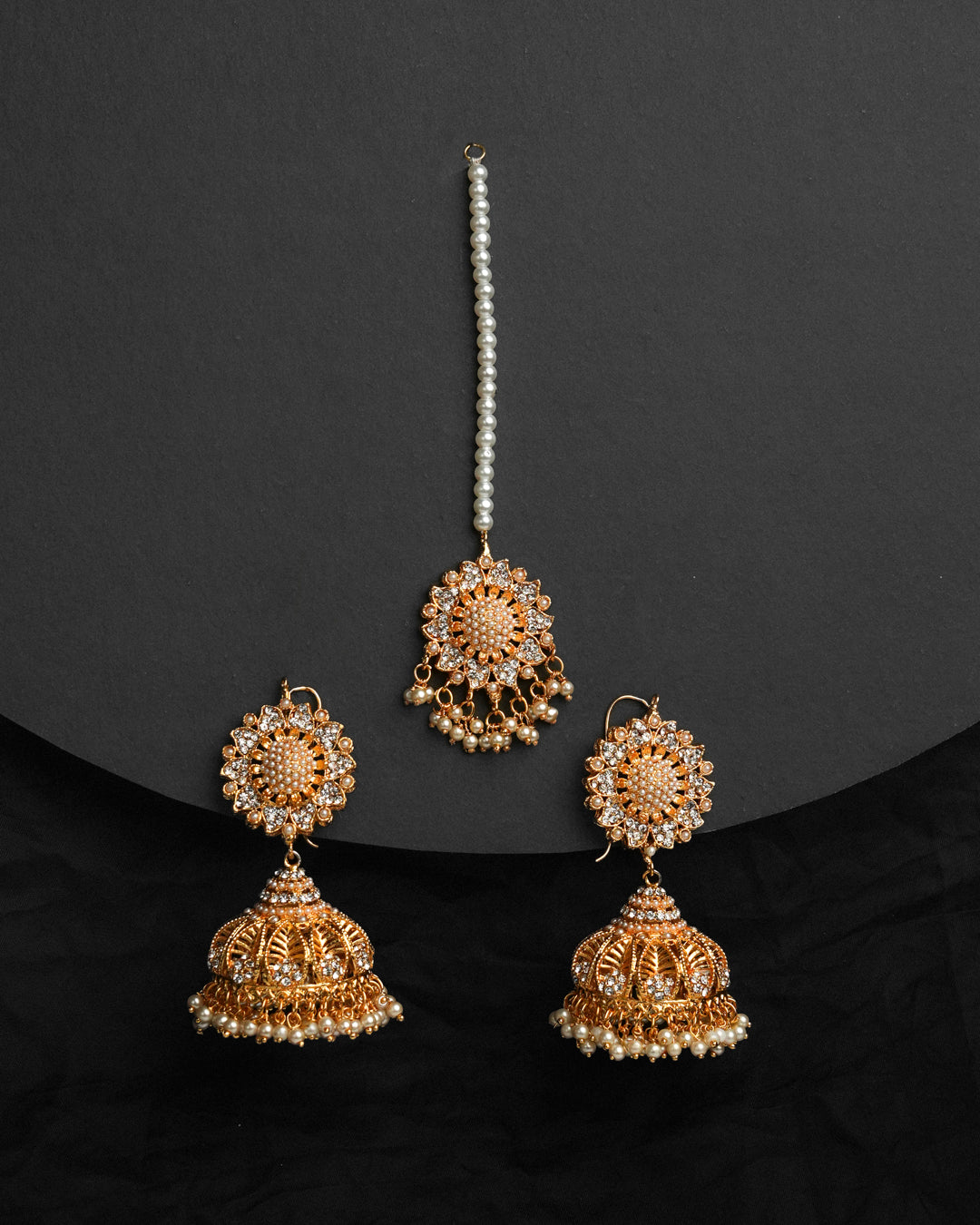 Zeenat Signature Jhumka with Bindiya