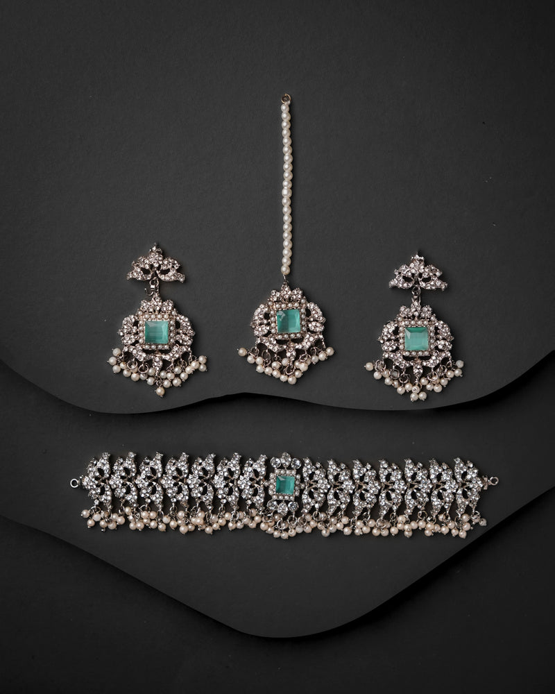 Trendy Necklace Set