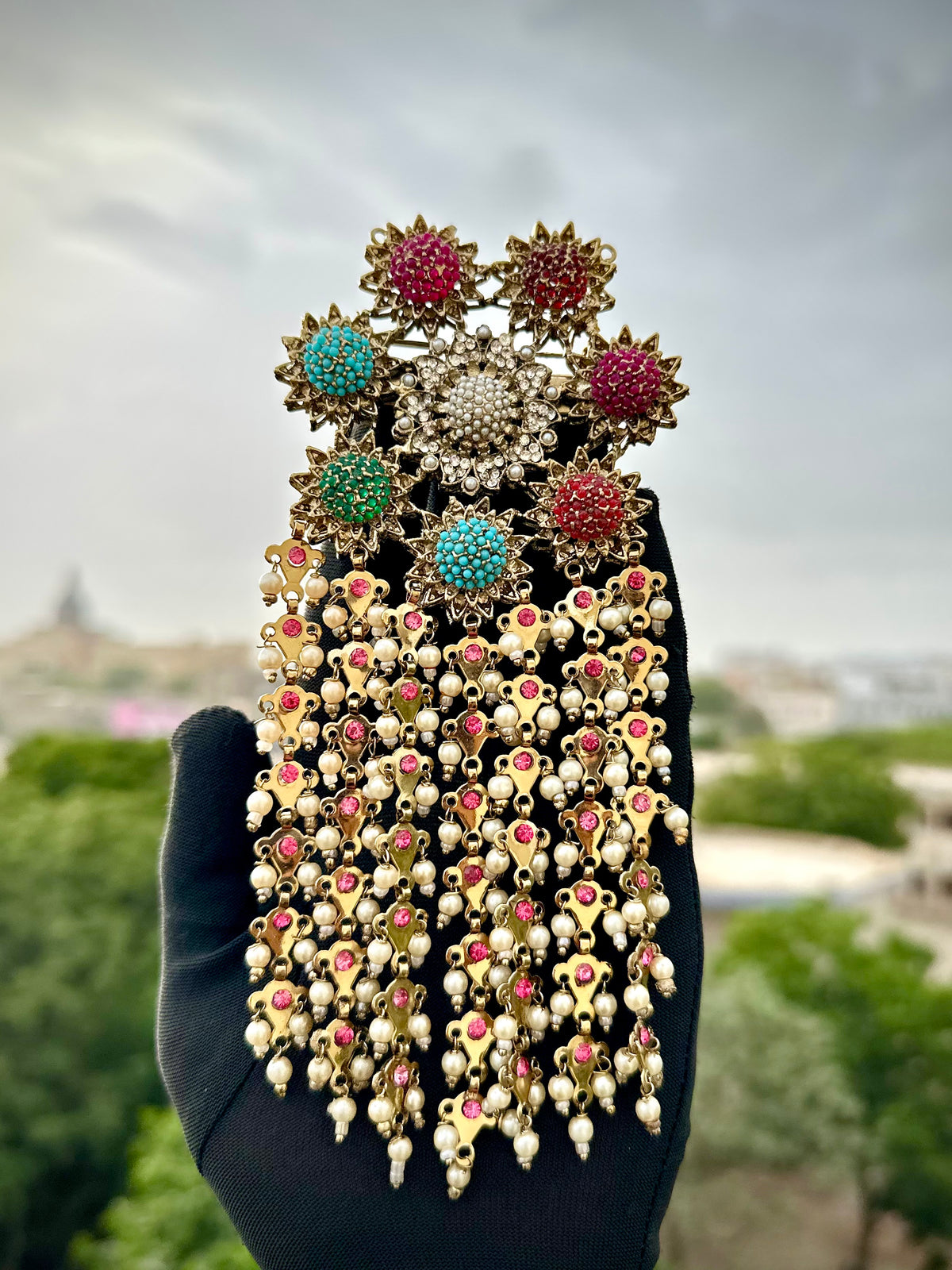 Trendy Shaahi Sees Phool Headpiece