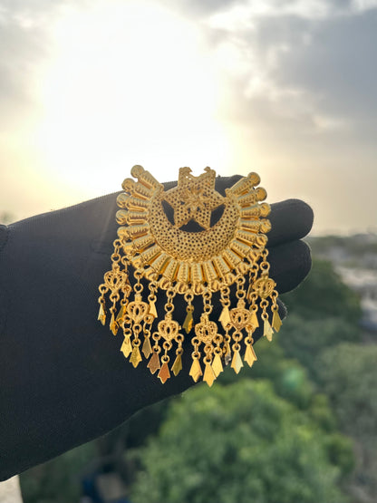 Moon Tasni | Brooch Traditional