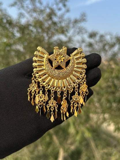 Moon Tasni | Brooch Traditional