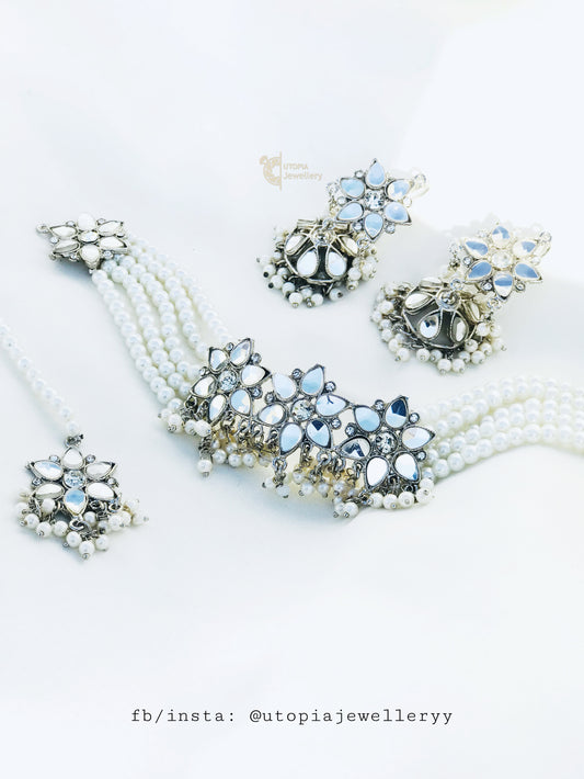 KUNDAN NECKLACE WITH JHUMKI