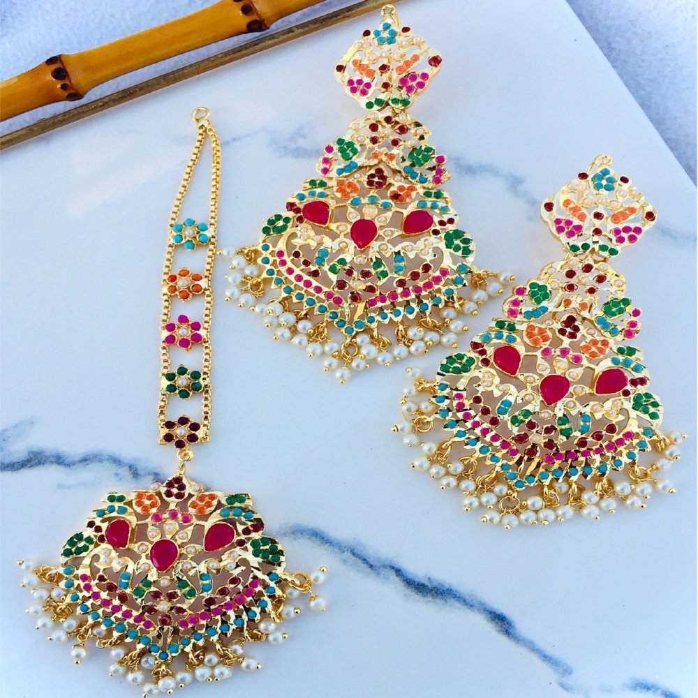 Nauratan Earrings With Mang Tikka